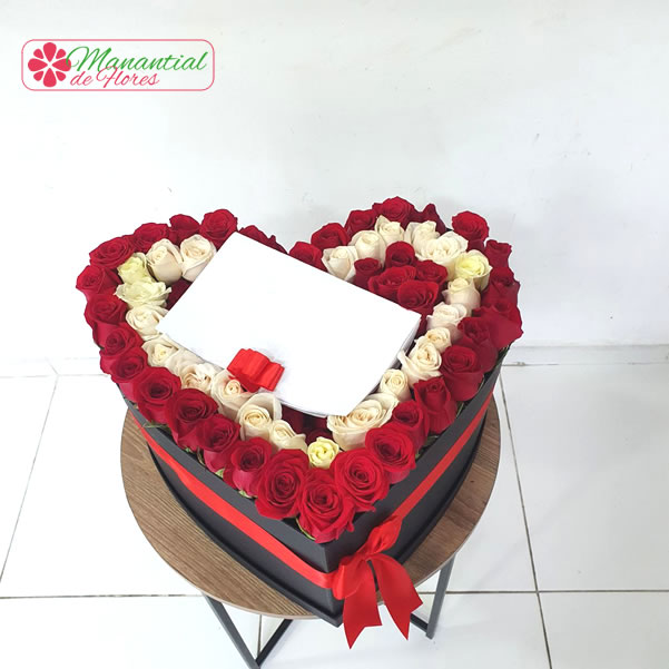 Caja Corazón Pequeña - Floristeria Manantial De Flores